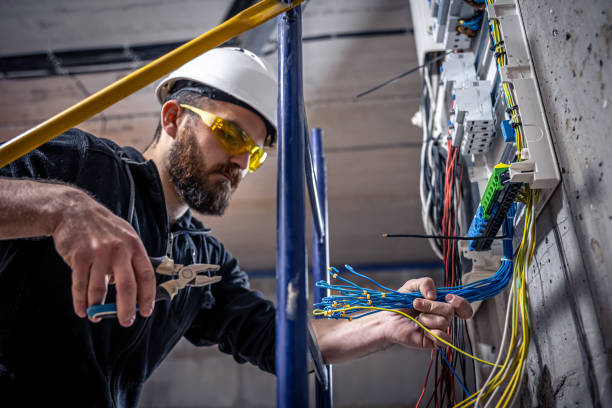 Best Affordable Emergency Electrician  in Cottage Grove, OR